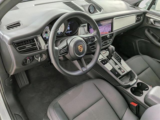 2025 Porsche Macan T