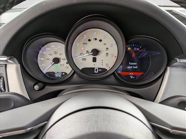 2025 Porsche Macan T