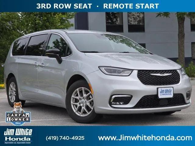2024 Chrysler Pacifica Touring L for sale in Maumee, OH