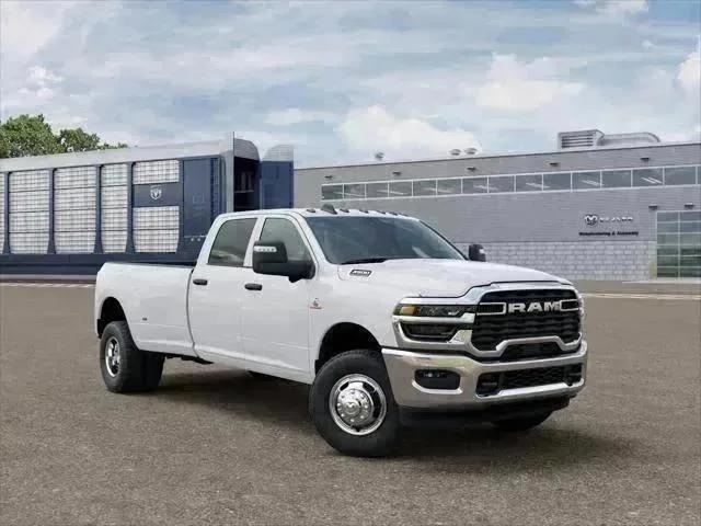 2026 RAM Ram 3500 RAM 3500 TRADESMAN CREW CAB 4X4 8 BOX