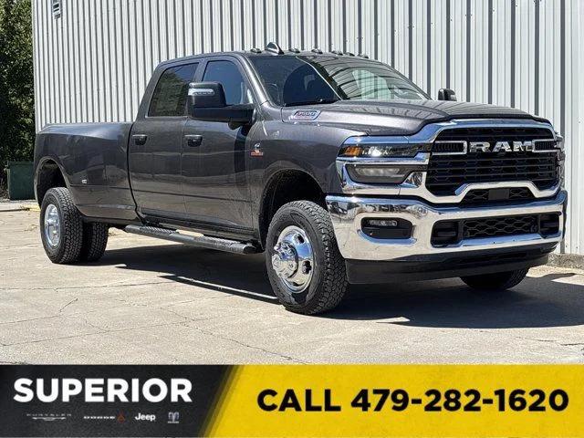 2026 RAM Ram 3500 RAM 3500 TRADESMAN CREW CAB 4X4 8 BOX