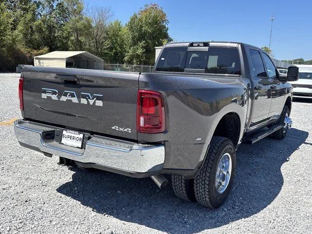 2026 RAM Ram 3500 RAM 3500 TRADESMAN CREW CAB 4X4 8 BOX