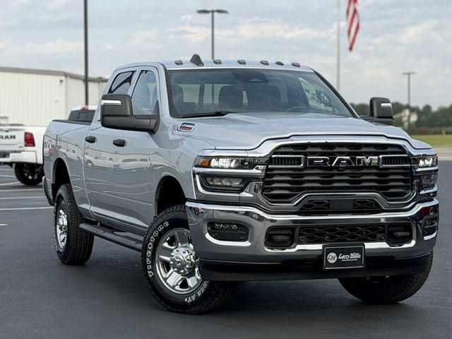 2026 RAM 2500 RAM 2500 TRADESMAN CREW CAB 4X4 64 BOX