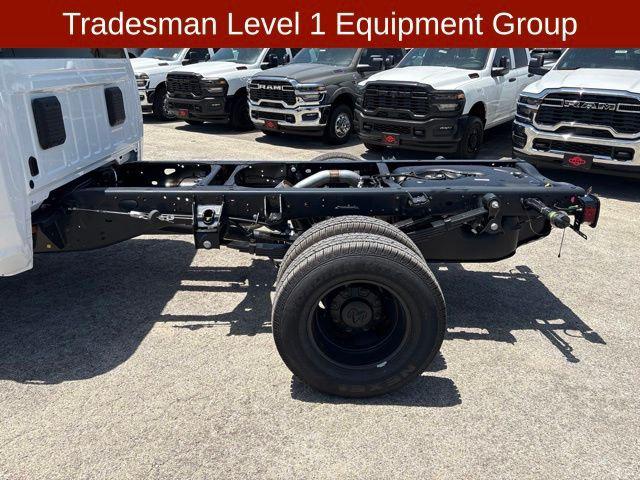 2026 RAM 3500 Chassis RAM 3500 TRADESMAN CREW CAB CHASSIS 4X4 60 CA