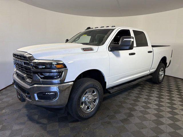 2026 RAM 2500 RAM 2500 TRADESMAN CREW CAB 4X4 64 BOX