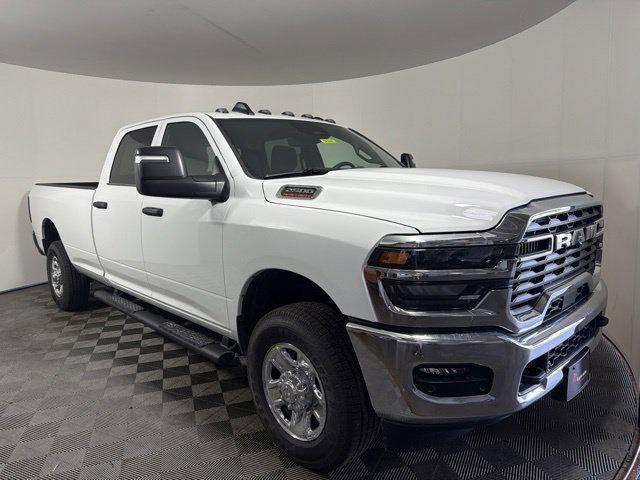 2026 RAM 2500 RAM 2500 TRADESMAN CREW CAB 4X4 8 BOX 2026 RAM 2500 RAM 2500 TRADESMAN CREW CAB 4X4 8 BOX