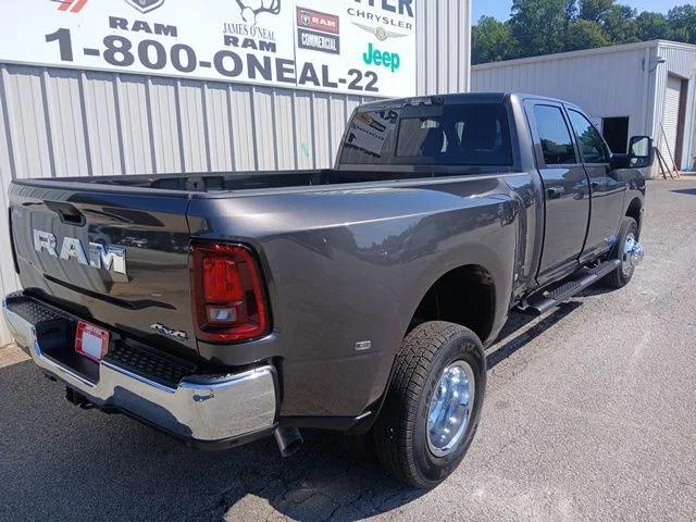 2026 RAM Ram 3500 RAM 3500 TRADESMAN CREW CAB 4X4 8 BOX