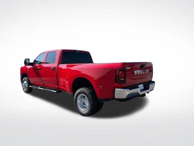 2026 RAM Ram 3500 RAM 3500 TRADESMAN CREW CAB 4X4 8 BOX