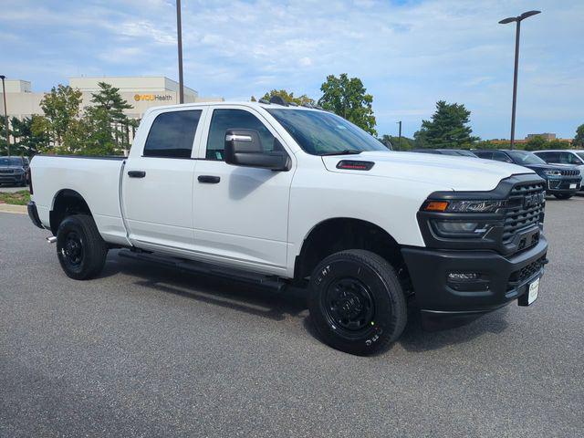 2026 RAM 2500 RAM 2500 TRADESMAN CREW CAB 4X4 64 BOX