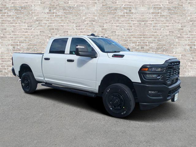 2026 RAM 2500 RAM 2500 TRADESMAN CREW CAB 4X4 64 BOX