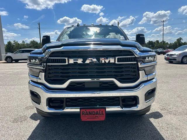 2026 RAM 2500 RAM 2500 TRADESMAN CREW CAB 4X4 64 BOX