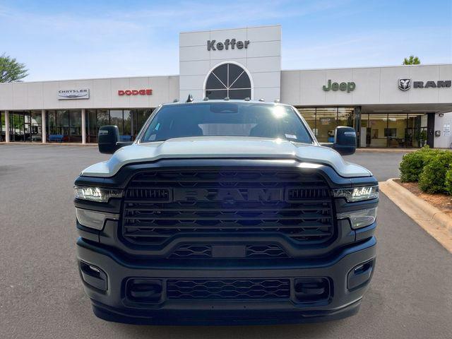 2026 RAM Ram 3500 Chassis Cab RAM 3500 TRADESMAN CREW CAB CHASSIS 4X4 60 CA