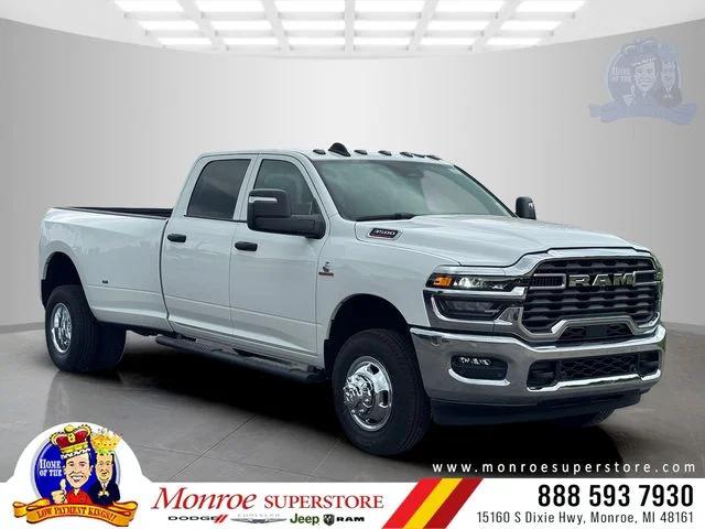 2026 RAM Ram 3500 RAM 3500 TRADESMAN CREW CAB 4X4 8 BOX