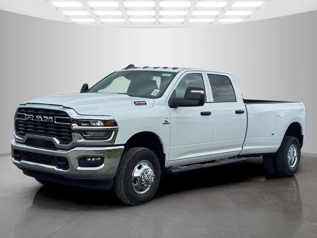 2026 RAM Ram 3500 RAM 3500 TRADESMAN CREW CAB 4X4 8 BOX