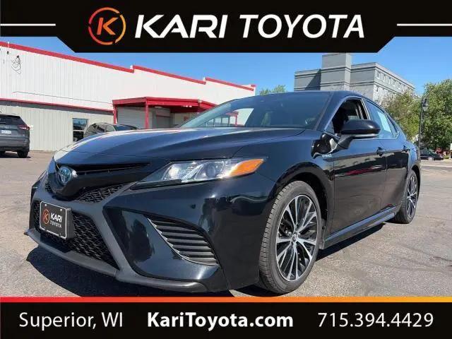 2020 Toyota Camry SE Hybrid for sale in Superior, WI