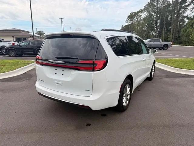 2022 Chrysler Pacifica Touring L AWD