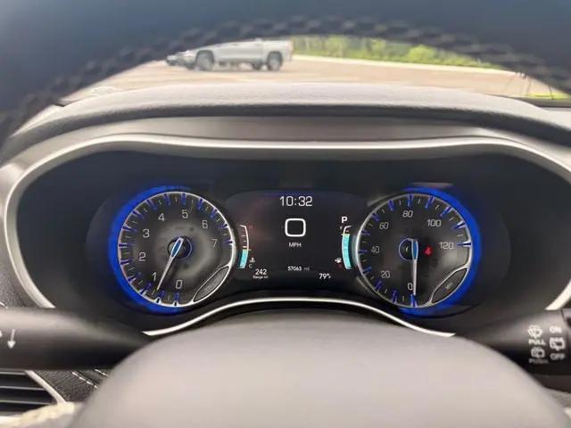 2022 Chrysler Pacifica Touring L AWD