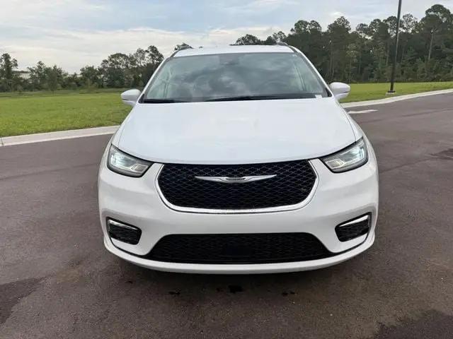 2022 Chrysler Pacifica Touring L AWD