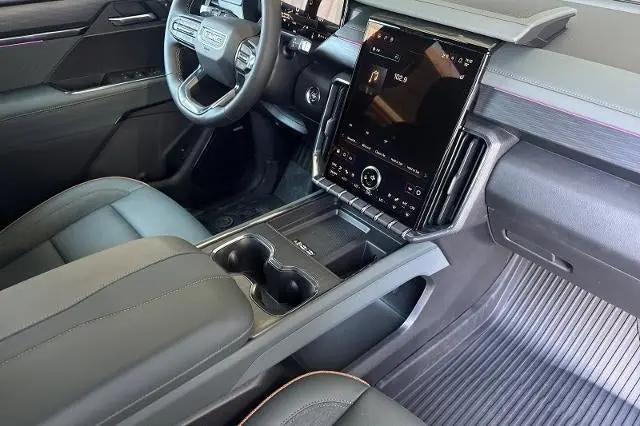 2026 GMC Acadia AT4 AWD
