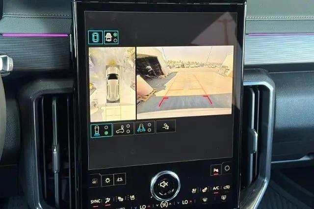 2026 GMC Acadia AT4 AWD