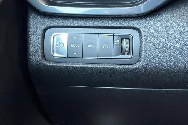 2026 GMC Acadia AT4 AWD