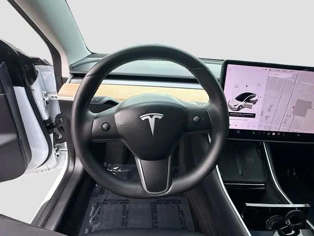 2020 Tesla Model 3 Standard Range Plus Rear-Wheel Drive