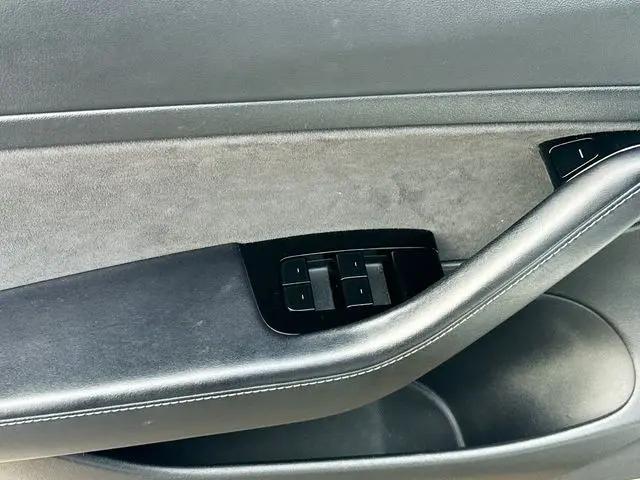 2020 Tesla Model 3 Standard Range Plus Rear-Wheel Drive