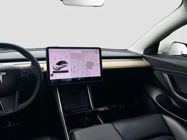 2020 Tesla Model 3 Standard Range Plus Rear-Wheel Drive