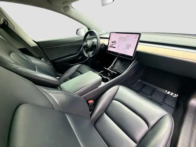 2020 Tesla Model 3 Standard Range Plus Rear-Wheel Drive