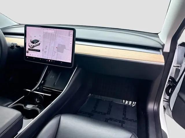 2020 Tesla Model 3 Standard Range Plus Rear-Wheel Drive