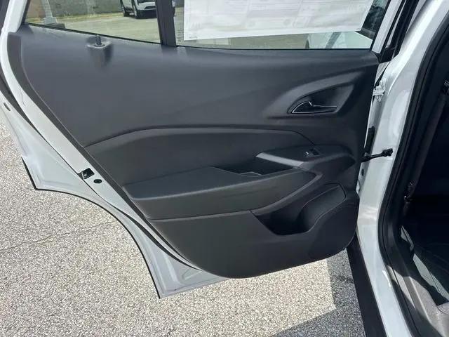 2026 Chevrolet Trax FWD LT