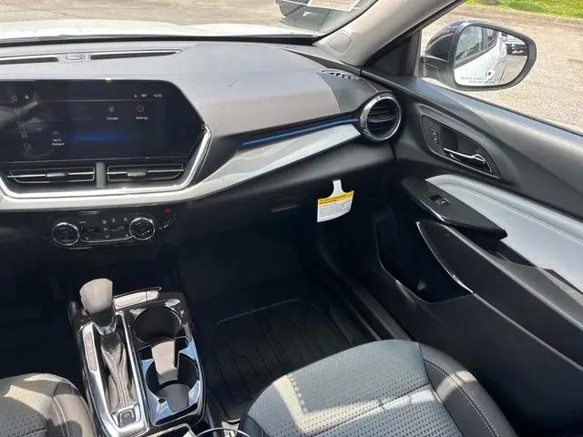 2026 Chevrolet Trax FWD LT