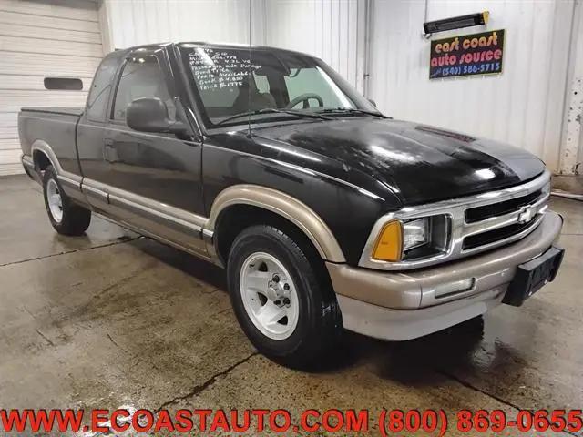 1996 Chevrolet S-10 Base for sale in Bedford, VA
