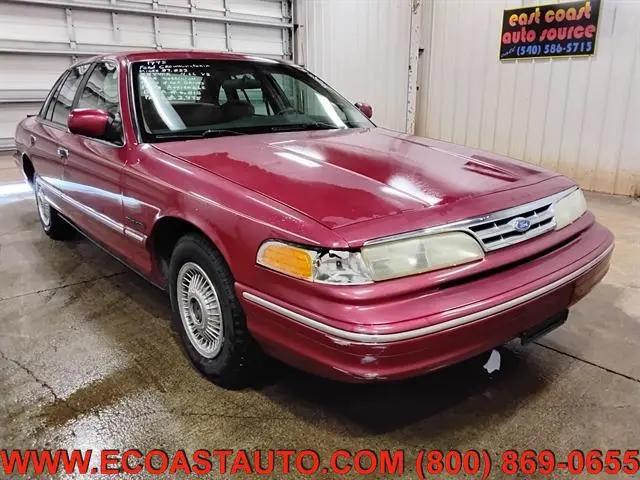 1995 Ford Crown Victoria Base for sale in Bedford, VA