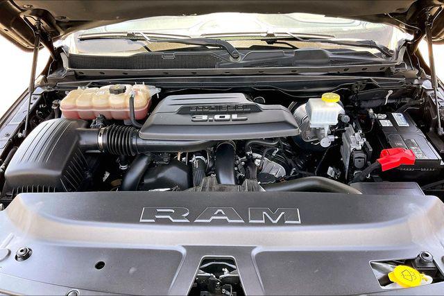 2022 Ram 1500 Limited Crew Cab 4x4 5'7" Box