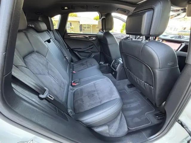 2019 Porsche Macan Macan
