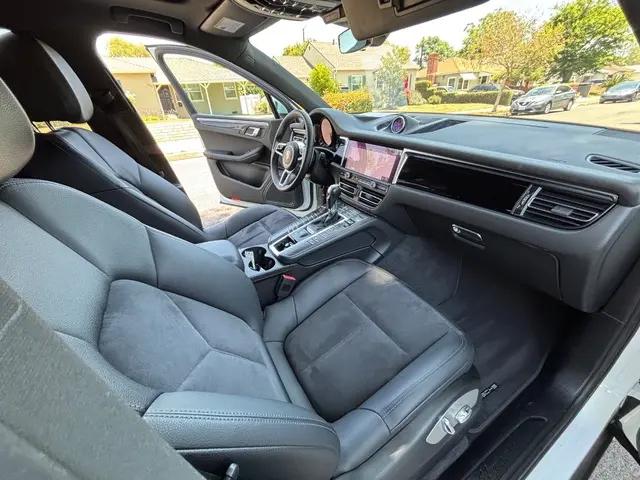 2019 Porsche Macan Macan