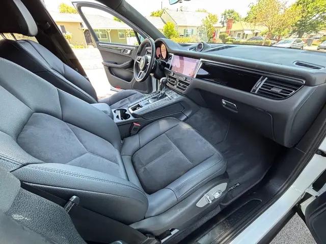 2019 Porsche Macan Macan