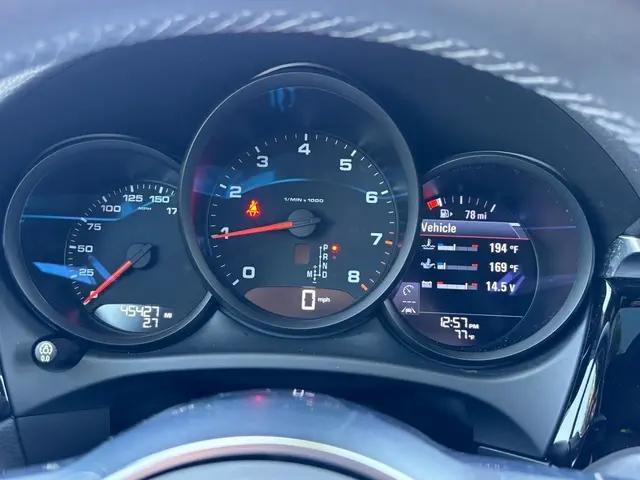 2019 Porsche Macan Macan
