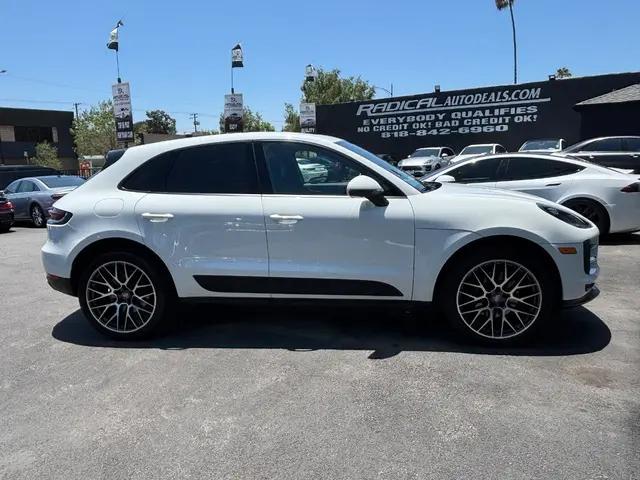 2019 Porsche Macan Macan