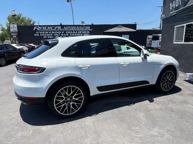 2019 Porsche Macan Macan
