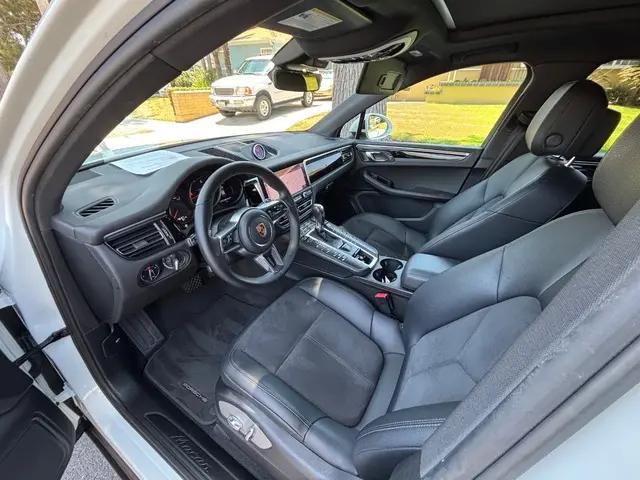 2019 Porsche Macan Macan