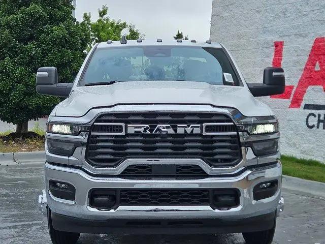 2026 Ram 3500 Tradesman/Big Horn