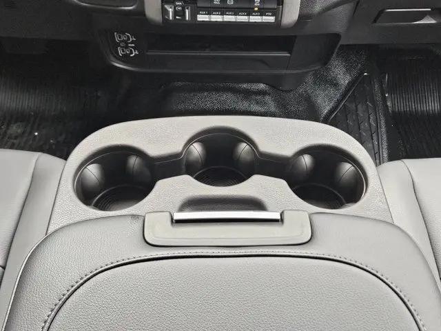 2026 Ram 3500 Tradesman/Big Horn