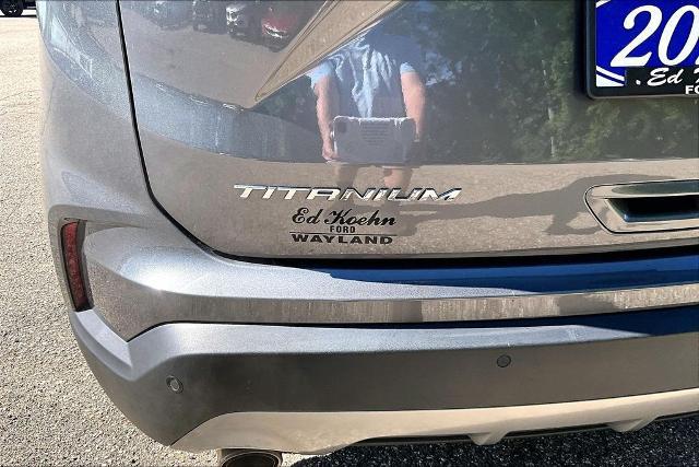 2023 Ford Edge Titanium