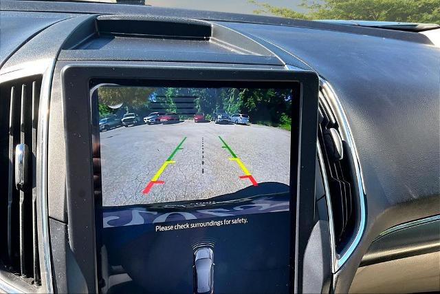 2023 Ford Edge Titanium