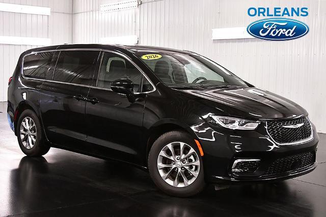 2026 Chrysler Pacifica Limited for sale in Medina, NY