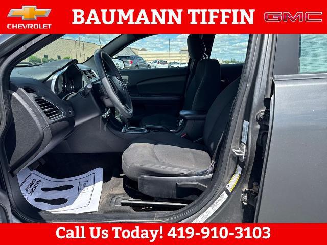 2012 Dodge Avenger SE