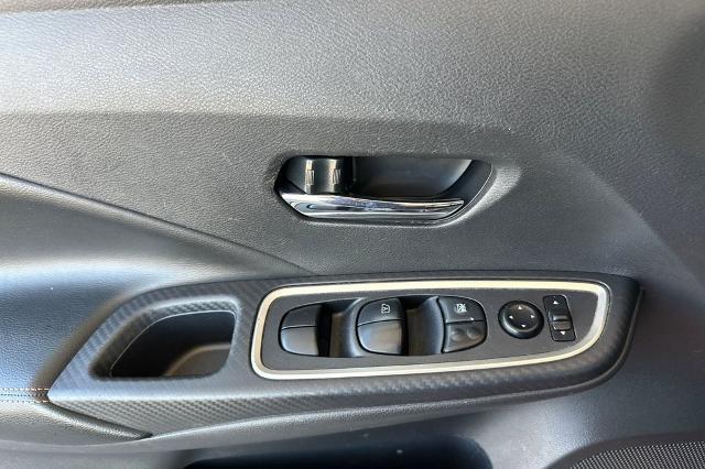 2021 Nissan Versa SR Xtronic CVT