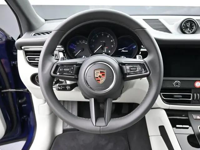 2026 Porsche Macan Macan